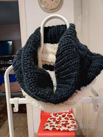 Giro Collo di lana colore blu