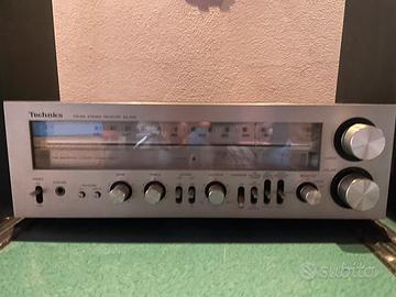 Techniscs SA 400 e casse Wharfdale