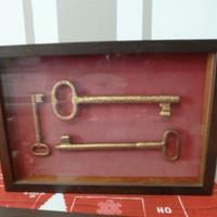 Chiavi antiche in Cornici profonde