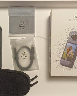 Insta360 X4 con custodia Subacquea 