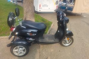  triciclo elettrico bateria litro 80 Ampe 