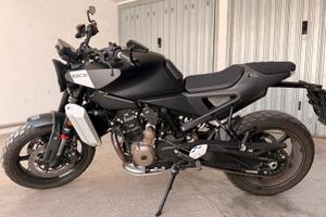 Husqvarna Svartpilen 801 *PARI AL NUOVO*