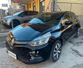 Renault Clio TCe 12V90 CV 5 porte Moschino "Soli 