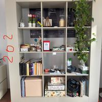 Libreria bifacciale grigio