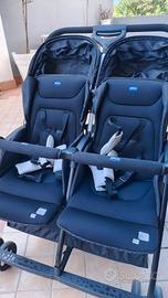 Passeggino doppio gemellare chicco 