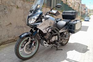 Suzuki v strom 650