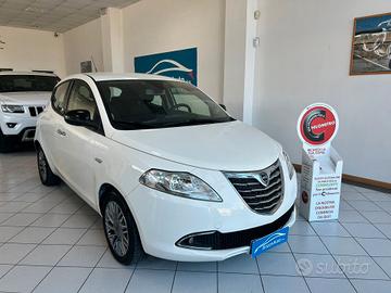 Lancia Ypsilon 1.2 GPL X NEOPATENTATI2013