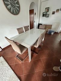 Tavolo vetro allungabile fino a 14 posti laccato b