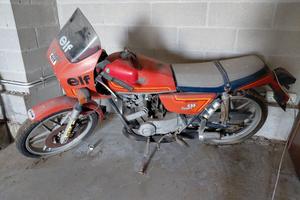 motociclo fermo da anni 
