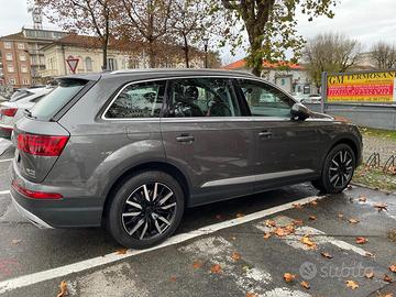 AUDI Q7 45 TDI quattro tiptronic