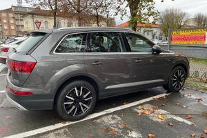 AUDI Q7 45 TDI quattro tiptronic