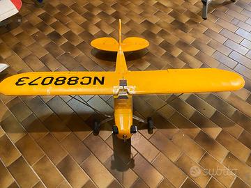 Aereo PIPER CUB