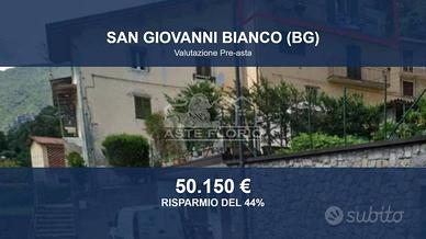 Immobile in asta di 120 m² con box auto a San Giov