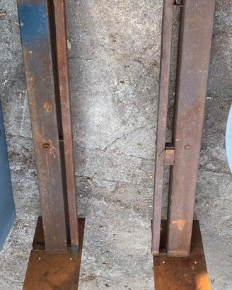 PIANTANE IN FERRO PER CANCELLATA
