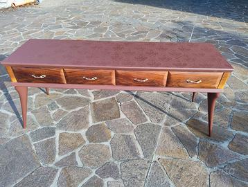Piccola cassettiera/credenza vintage