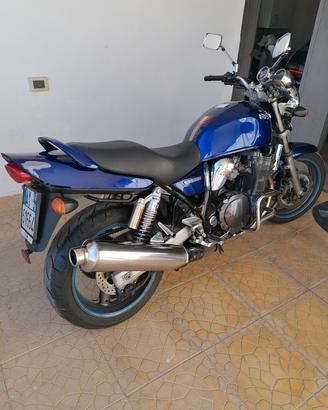 moto suzuki gsx 750 inazuma