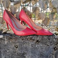 Décolleté rosse Zara – eleganza senza tempo