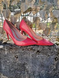 Décolleté rosse Zara – eleganza senza tempo