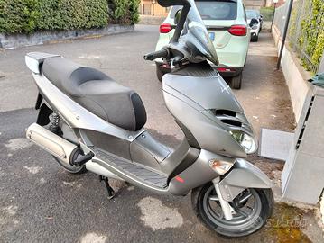 Aprilia Leonardo 150st