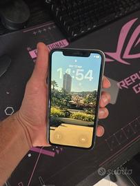 iPhone 11 128