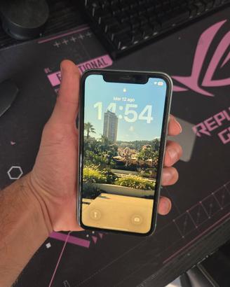iPhone 11 128