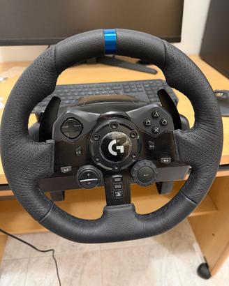 Logitech G923 Volante e Pedali
