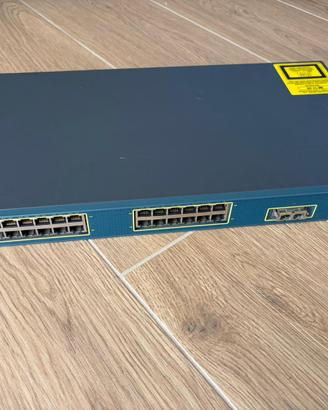 Switch Cisco Catalyst WS-C2950G-24-EI 24 porte