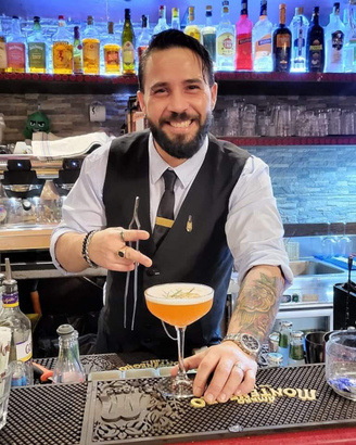 Barman banconista caffetteria
