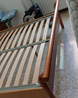 Letto in legno