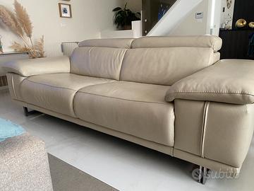 Divano pelle spessorata