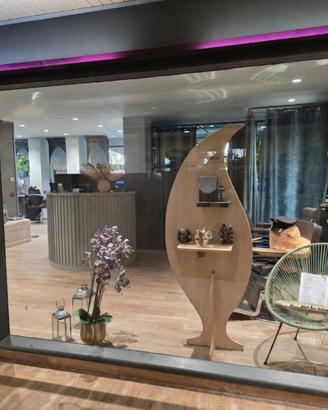 Parrucchieri/Nail Estetica/Tatoo/Massaggi