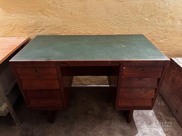 Scrivania vintage anni 50