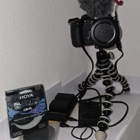 Panasonic Lumix GH5 + Leica 12-60mm + accessori