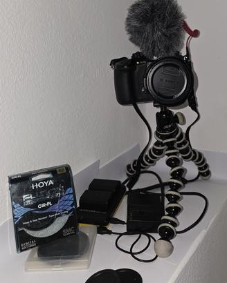 Panasonic Lumix GH5 + Leica 12-60mm + accessori