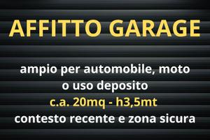 Ampio garage centro paese