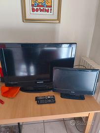 2 TV 32" & 19"
