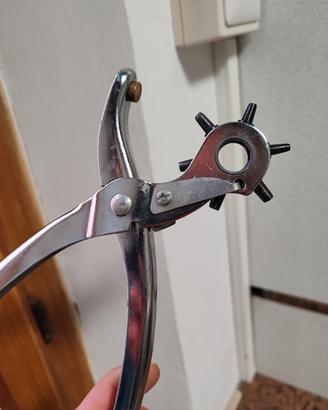 pinza fustellatrice pelle e cuoio