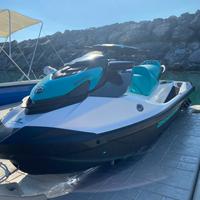 Moto d'acqua sea doo