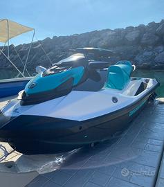 Moto d'acqua sea doo