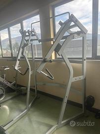 CHEST/SHOULDER PRESS HAMMER STRENGTH