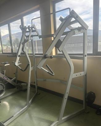 CHEST/SHOULDER PRESS HAMMER STRENGTH