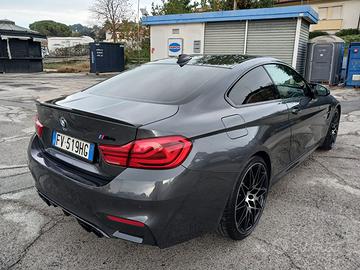 BMW M4 COMPETITION