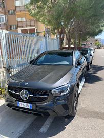 Mercedes glc coupe 300d con tetto panoramico
