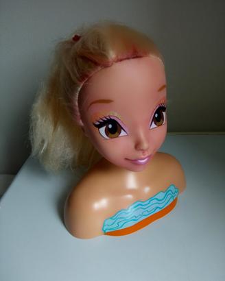 testina capelli Winx  2012