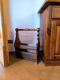 Portariviste in legno massello