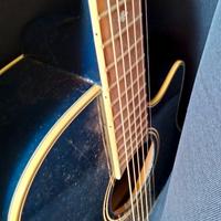 Florencia chitarra acustica  spalla mancante