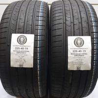 2 GOMME 225 40 19 ROYALBLACK A57500