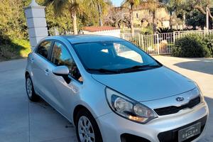 Kia Rio 1.1 CRDi WGT 5p. LX