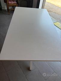 TAVOLO MODERNO