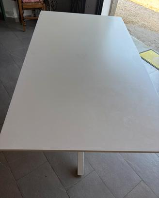 TAVOLO MODERNO